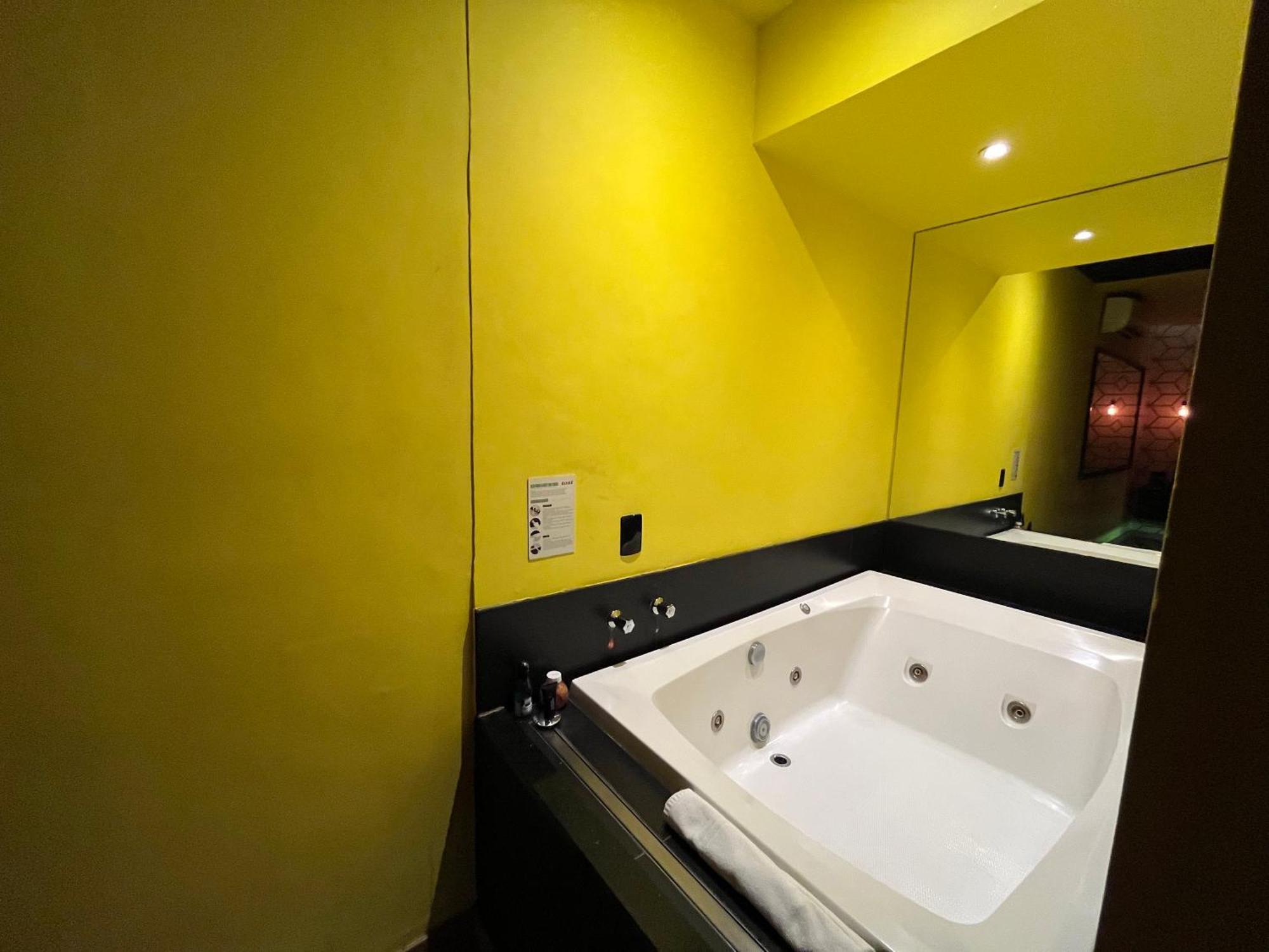 Tout Motel (Adults Only) Campinas  Buitenkant foto